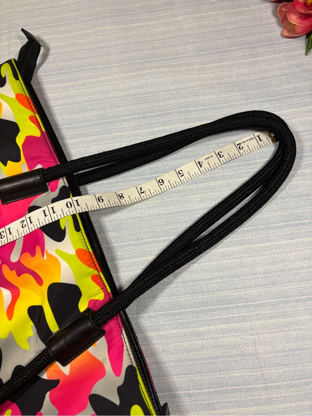 Neon Camouflage Tote Bag with Black Rope Handles pre-owned - Picture 6 of 16